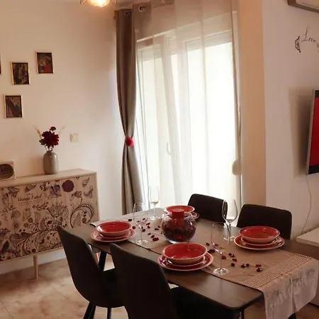 Apartment Kikaso - Near Mall Of Split, Free Parking
