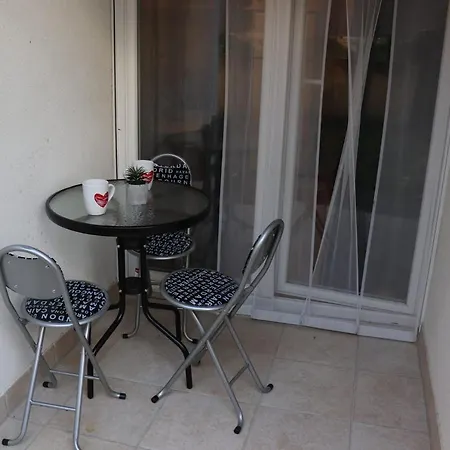 Kikaso - Near Mall Of Split, Free Parking Split