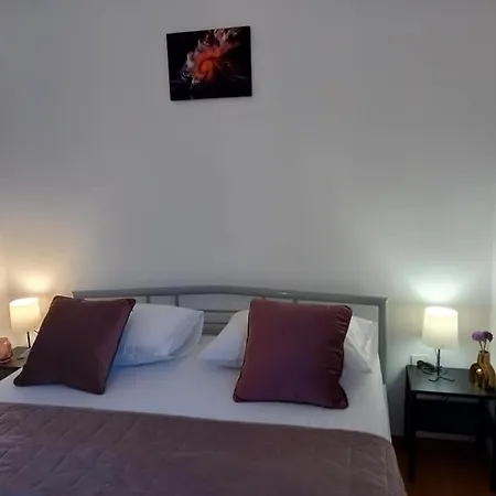 Kikaso - Near Mall Of Split, Free Parking * Split